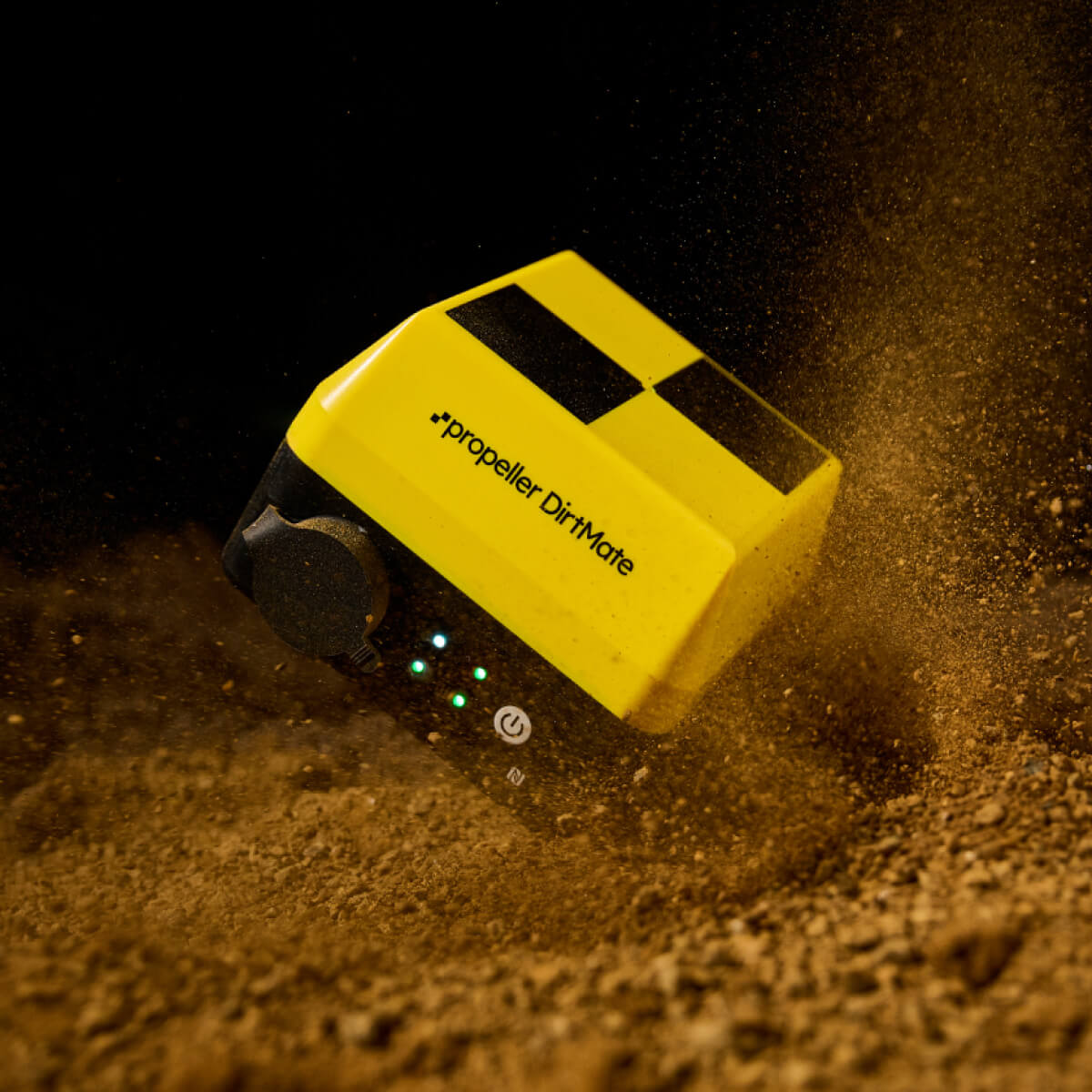 GNSS receiver - Real-time tracking with DirtMate in the dirt.